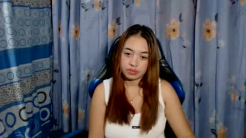 Snapshot of pinay_singlemomxs chatting on April 6, 2026, 6:20 pm pinay_singlemomxs online show from April 6, 2026, 6:20 pm