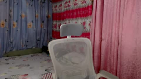 pinay_singlemomxs online show from July 9, 2026, 4:33 pm