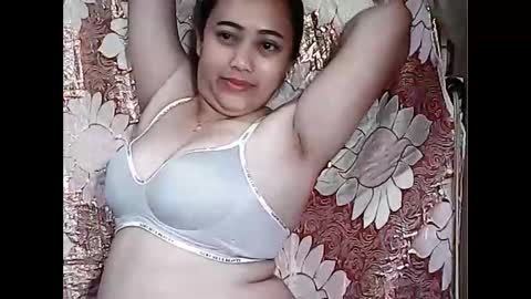 Snapshot of pinayexoticbeauty21 chatting on October 23, 2025, 8:18 pm pinayexoticbeauty21 online show from October 23, 2025, 8:18 pm