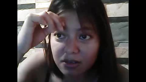 Nica online show from April 29, 2026, 1:53 am