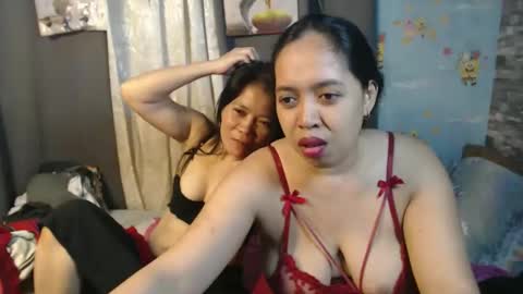 pinayhotmama08 online show from April 24, 2026, 12:35 am