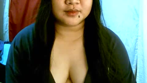 Snapshot of pinayjona chatting on November 4, 2025, 12:59 pm pinayjona online show from November 4, 2025, 12:59 pm