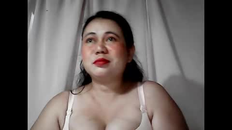 Snapshot of pinaymama12345 chatting on December 1, 2025, 11:43 pm pinaymama12345 online show from December 1, 2025, 11:43 pm