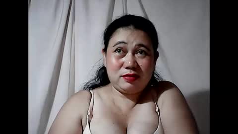 Snapshot of pinaymama12345 chatting on February 12, 2026, 12:38 am pinaymama12345 online show from February 12, 2026, 12:38 am