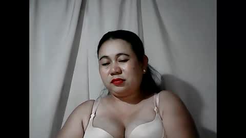 Snapshot of pinaymama12345 chatting on March 11, 2026, 8:42 am pinaymama12345 online show from March 11, 2026, 8:42 am