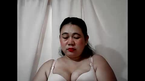 Snapshot of pinaymama12345 chatting on March 12, 2026, 12:17 am pinaymama12345 online show from March 12, 2026, 12:17 am