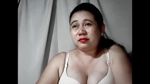 Snapshot of pinaymama12345 chatting on March 13, 2026, 1:29 pm pinaymama12345 online show from March 13, 2026, 1:29 pm