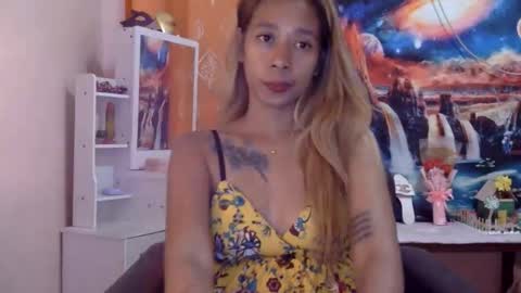 pinaymorena_renelda online show from April 8, 2026, 4:18 pm