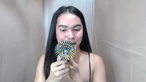 celistina Crwford online show from October 27, 2025, 2:48 am