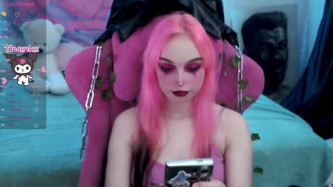 Snapshot of pineapple_dope chatting on February 5, 2025, 4:36 pm Nancy online show from February 5, 2025, 4:36 pm