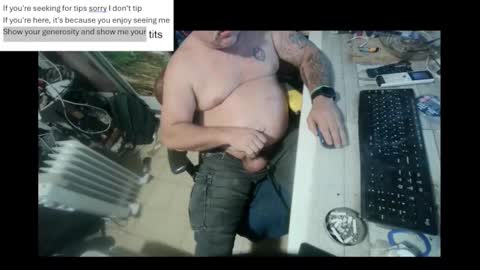 pini_z online show from January 14, 2025, 5:23 pm