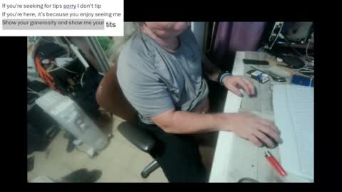 pini_z online show from February 21, 2025, 11:32 pm