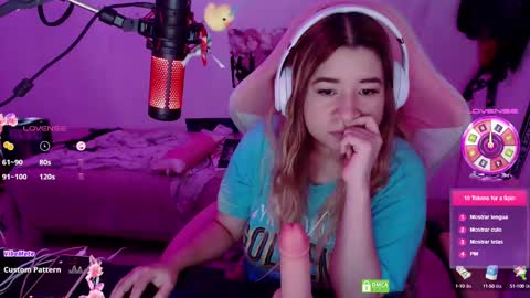 Snapshot of pink_girl0n chatting on February 22, 2025, 12:40 pm Kitty online show from February 22, 2025, 12:40 pm