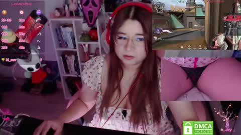 Snapshot of pink_girl0n chatting on December 3, 2025, 10:19 pm Kitty online show from December 3, 2025, 10:19 pm