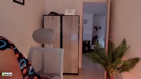 Snapshot of pink_kitten_ chatting on June 30, 2026, 11:55 am Eli online show from June 30, 2026, 11:55 am