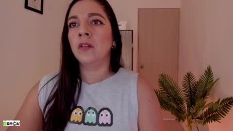 Snapshot of pink_kitten_ chatting on July 7, 2026, 12:31 pm Eli online show from July 7, 2026, 12:31 pm