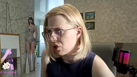 Pinky online show from April 30, 2026, 11:05 am