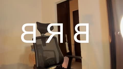 Snapshot of pink_quarz chatting on December 31, 2024, 2:29 am KELLY online show from December 31, 2024, 2:29 am