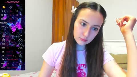 pink_soda33 online show from June 27, 2026, 5:45 am