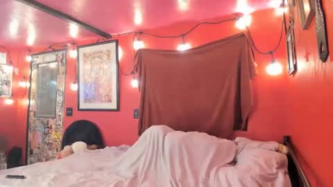 Snapshot of pinkandheated chatting on December 24, 2024, 11:17 am Virginity smiles online show from December 24, 2024, 11:17 am