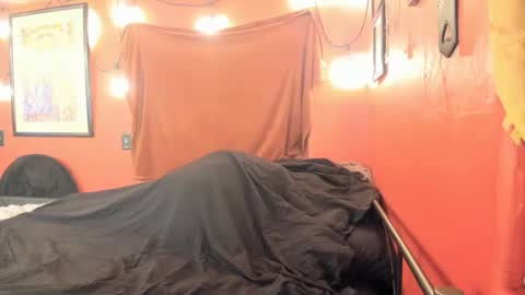 Snapshot of pinkandheated chatting on December 31, 2024, 10:04 am Virginity smiles online show from December 31, 2024, 10:04 am