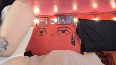 Snapshot of pinkandheated chatting on March 10, 2025, 9:21 am Virginity smiles online show from March 10, 2025, 9:21 am