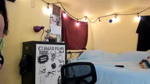 Snapshot of pinkandheated chatting on September 10, 2025, 9:20 am Virginity smiles online show from September 10, 2025, 9:20 am