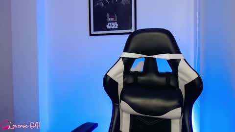 Snapshot of pinkcatlive chatting on December 27, 2024, 10:16 pm Emily online show from December 27, 2024, 10:16 pm