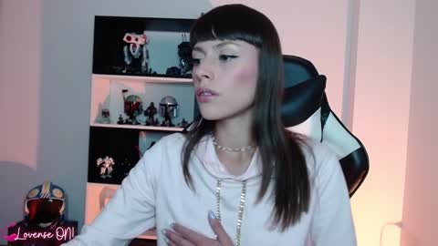 Snapshot of pinkcatlive chatting on January 23, 2025, 12:35 am Emily online show from January 23, 2025, 12:35 am