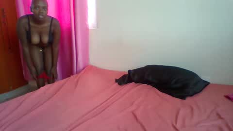 Snapshot of pinkdomina01 chatting on June 3, 2026, 8:28 am pinkdomina01 online show from June 3, 2026, 8:28 am