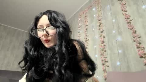 Genee online show from March 6, 2026, 10:17 pm