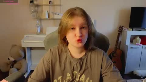 pinkiep1e online show from April 30, 2026, 3:13 am