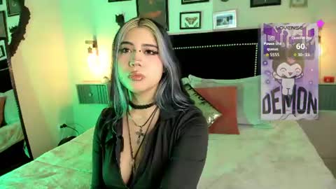 Snapshot of pinkk_demon chatting on July 3, 2026, 3:51 pm PINKK online show from July 3, 2026, 3:51 pm