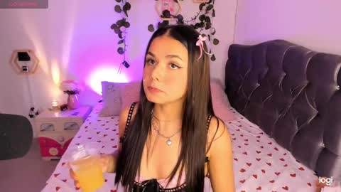 Sarah .. online show from December 19, 2024, 7:18 pm