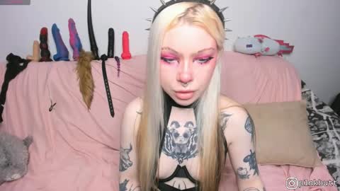 Helen Goat online show from May 20, 2026, 4:07 am