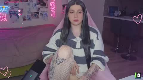 pinkvenom_ online show from May 20, 2026, 2:23 pm