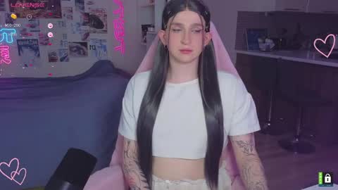 pinkvenom_ online show from May 24, 2026, 4:12 pm