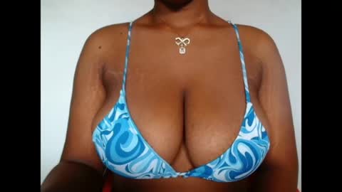 pinkxsugar online show from April 29, 2026, 10:08 am