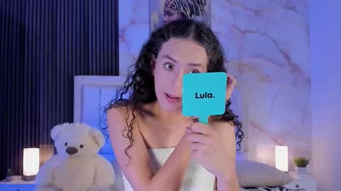 Peachy online show from October 4, 2025, 3:37 am