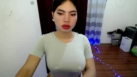 Snapshot of pinky_pussybobby69 chatting on June 2, 2026, 8:44 pm Tina online show from June 2, 2026, 8:44 pm