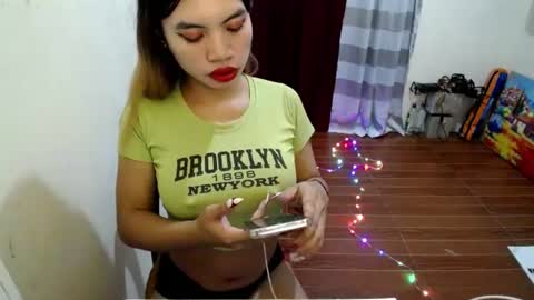 Snapshot of pinky_pussybobby69 chatting on June 23, 2026, 2:37 pm Tina online show from June 23, 2026, 2:37 pm