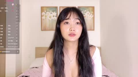 Polly online show from May 1, 2026, 8:08 am