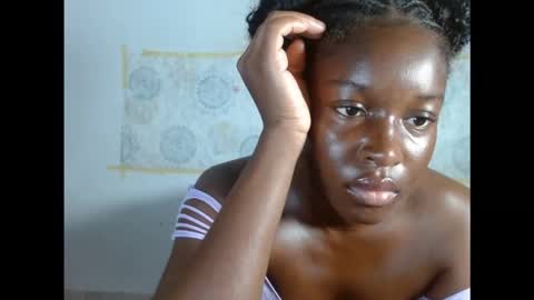 pinkykiki_247 online show from October 28, 2025, 7:12 am