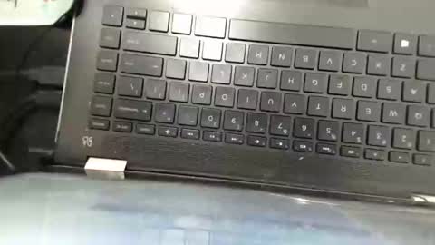 Snapshot of pinkyrosexx chatting on February 2, 2025, 11:00 pm Rose online show from February 2, 2025, 11:00 pm