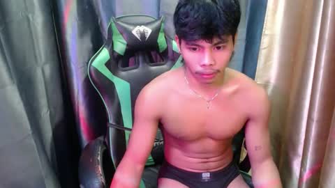Snapshot of pinoy_fuckboy69 chatting on May 14, 2026, 11:44 pm pinoy_fuckboy69 online show from May 14, 2026, 11:44 pm