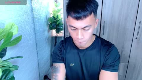 ethan online show from December 22, 2025, 12:46 pm