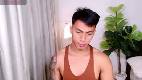 Snapshot of pinoymilker chatting on July 17, 2026, 6:35 pm ethan online show from July 17, 2026, 6:35 pm