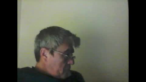 pipi2704 online show from February 26, 2025, 2:37 am