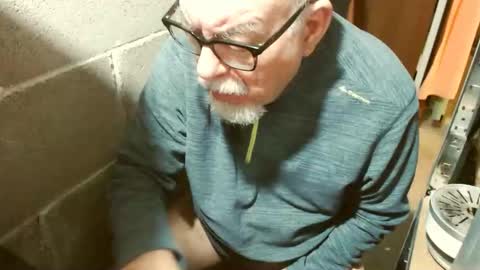 Snapshot of pippetta1 chatting on December 19, 2025, 8:21 am pippetta1 online show from December 19, 2025, 8:21 am