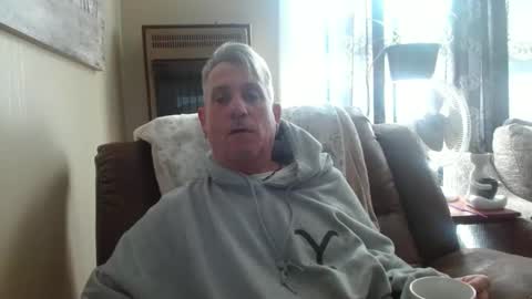 Snapshot of pirate334 chatting on January 14, 2025, 5:45 pm pirate334 online show from January 14, 2025, 5:45 pm